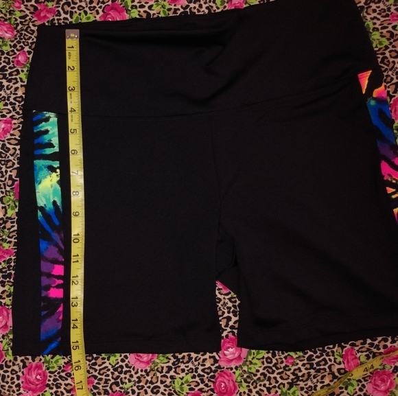 NWT ~ XL ~ Ultimate Bike Shorts - Picture 5 of 10